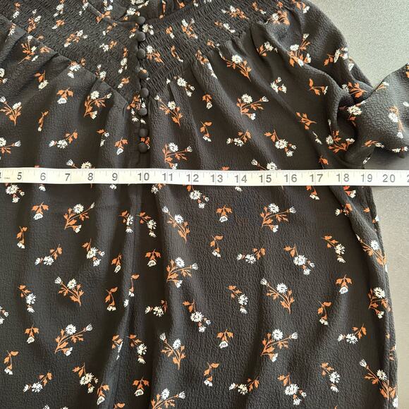 Madewell Top Women XS Black Tossed Floral Smock Neck Crinkled Long Sleeves - Picture 10 of 14